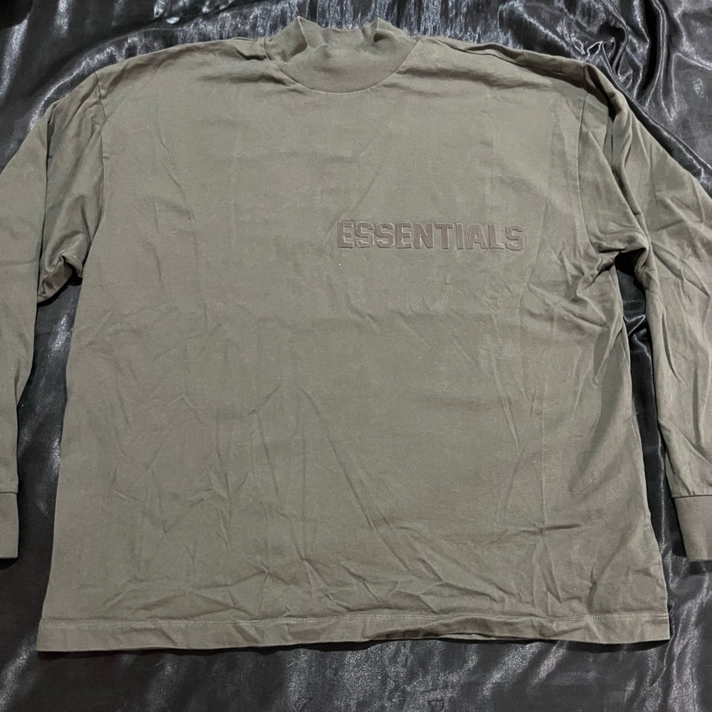 Essentials Long Sleeve